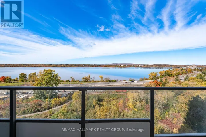 1004 - 485 RICHMOND ROAD, Ottawa, Ontario K2A3W9