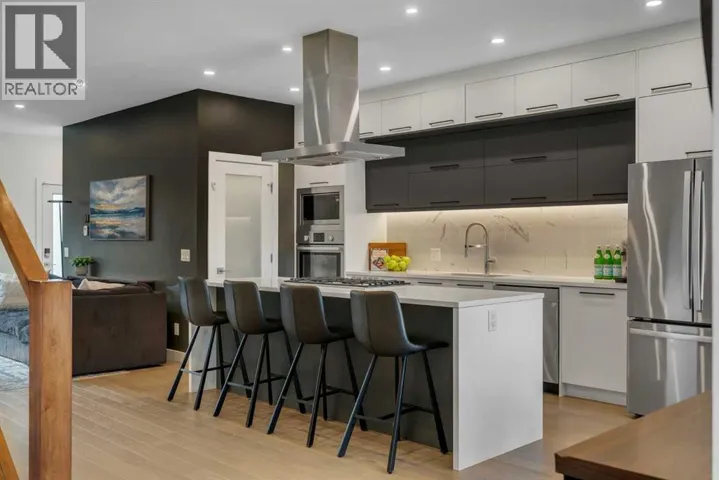 2327B Osborne Crescent SW, Calgary, Alberta T2T0Y7
