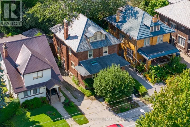 239 RIDOUT STREET S, London South (South G), Ontario N6C3Y3
