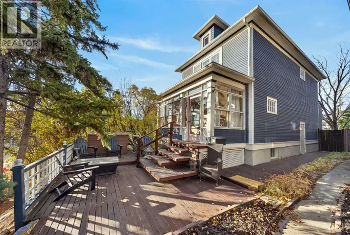 2619 15 Street SW, Calgary, Alberta T2T3Z8