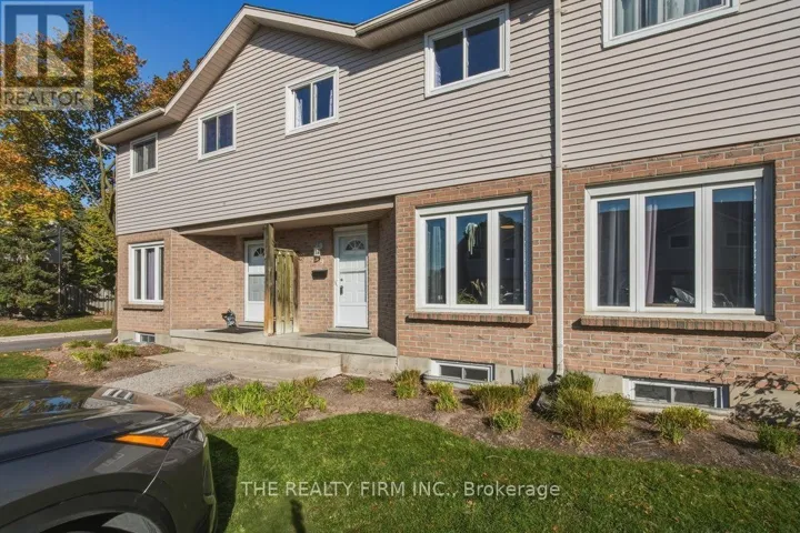 9 - 628 WHARNCLIFFE ROAD S, London South (South P), Ontario N6J4V6