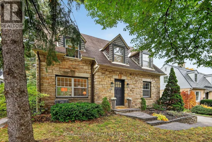 482 BROADVIEW AVENUE, Ottawa, Ontario K2A2L1
