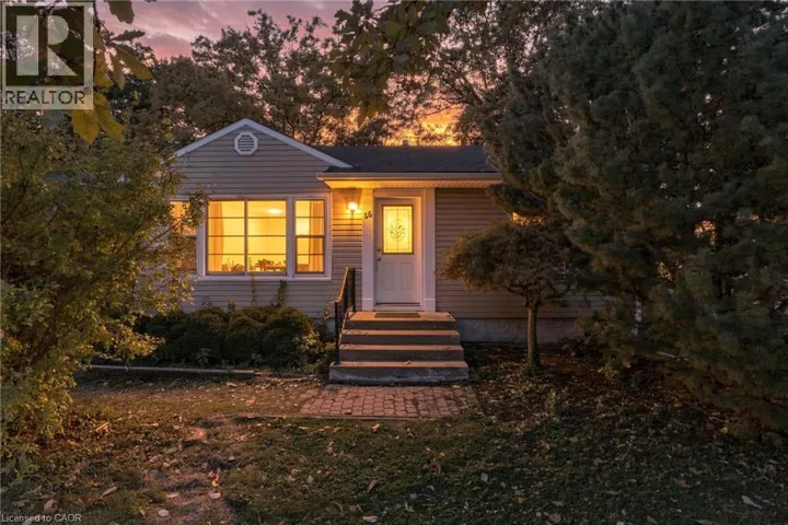 55 LAKEVIEW Avenue, Grimsby, Ontario L3M3M3