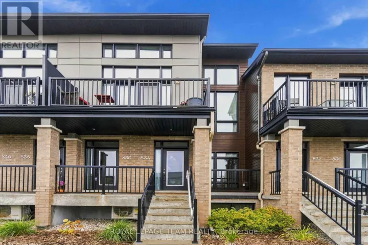 834 RALPH HENNESSY AVENUE, Ottawa, Ontario K1X0E4