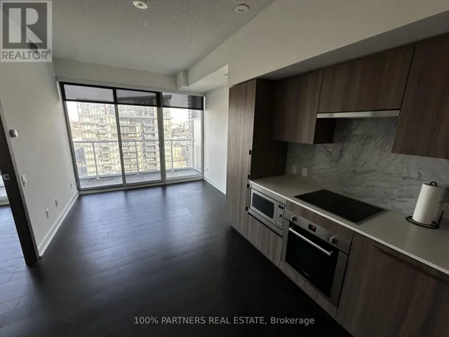 3507 - 17 BATHURST STREET, Toronto (Waterfront Communities), Ontario M5V0M1