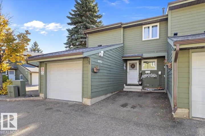 16957 95 ST NW, Edmonton, Alberta T5Z1Z4