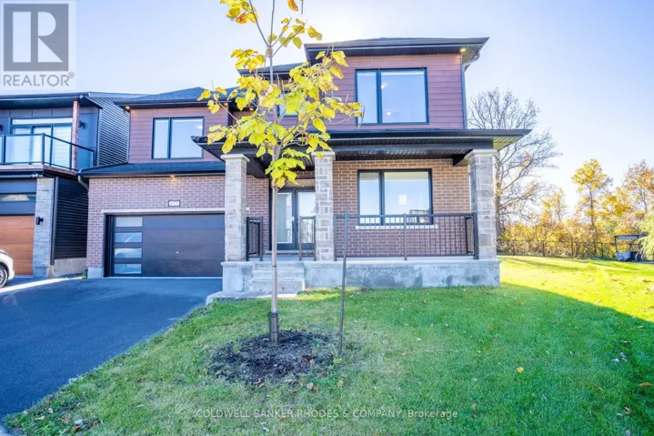 673 FENWICK WAY, Ottawa, Ontario K2J7E6