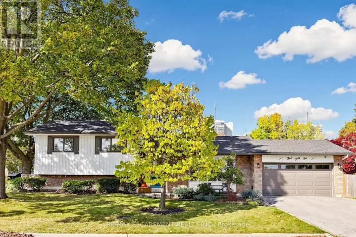341 LYNNWOOD DRIVE, Oakville (FA Falgarwood), Ontario L6H1M7