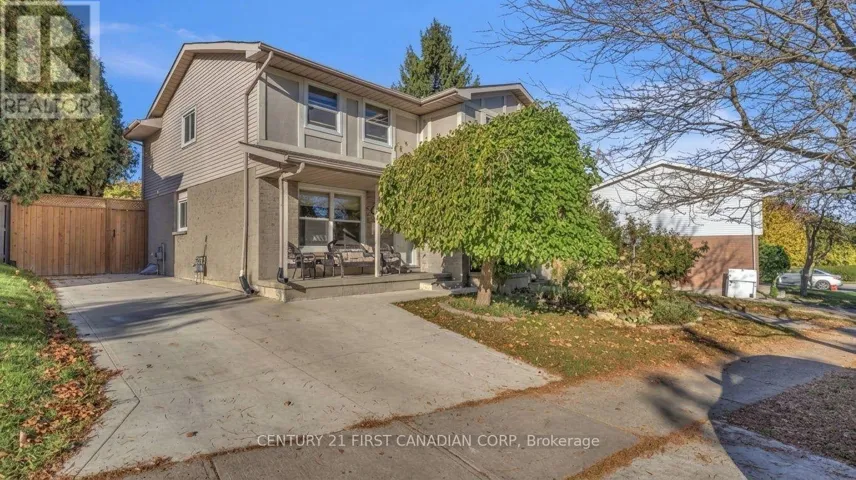 11 CHIDDINGTON GATE, London South (South R), Ontario N6C5K9