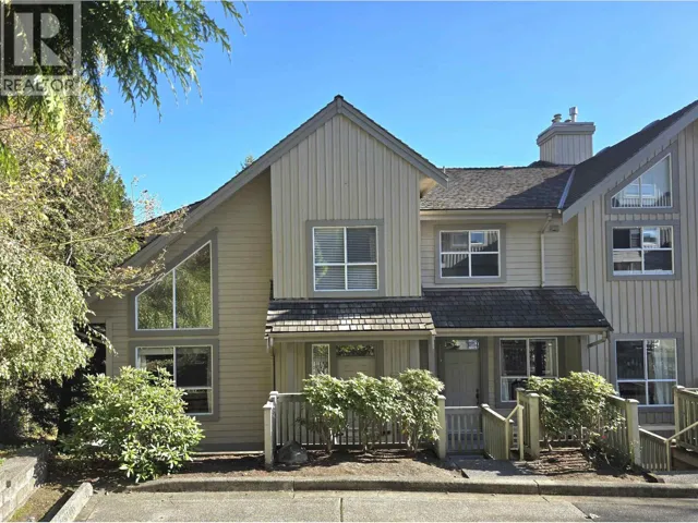 224 1465 PARKWAY BOULEVARD, Coquitlam, British Columbia V3E3E6