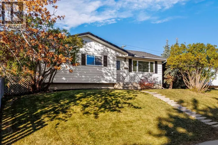 907 Canfield Crescent SW, Calgary, Alberta T2W1K5