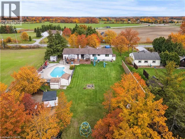 5090 BLACKHEATH Road, Hamilton, Ontario L0R1C0