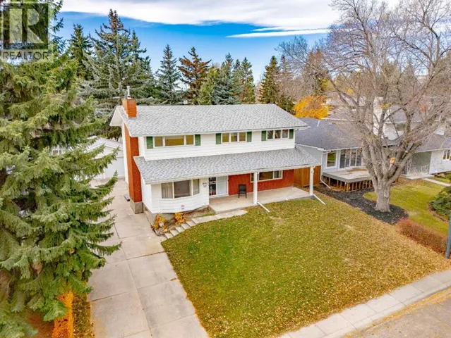 2043 Ungava Road NW, Calgary, Alberta T2N4B3