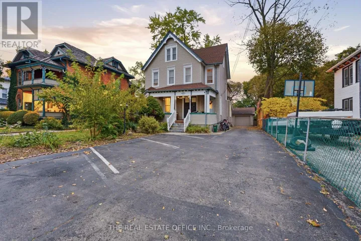 4327 SIMCOE STREET, Niagara Falls (Downtown), Ontario L2E1T5