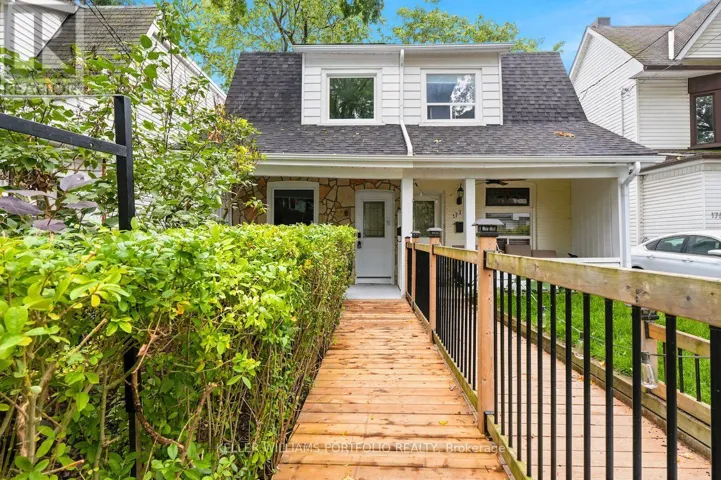 179 OAKCREST AVENUE, Toronto (East End-Danforth), Ontario M4C1B8