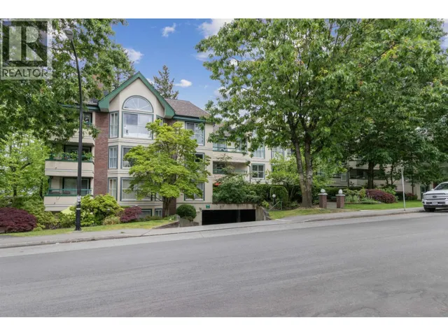 204 5656 HALLEY AVENUE, Burnaby, British Columbia V5H2P8