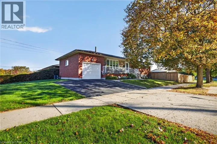 723 GREENHILL Avenue, Hamilton, Ontario L8K5G2