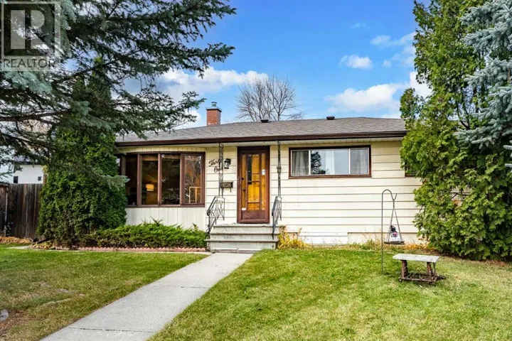 31 Hendon Place NW, Calgary, Alberta T2K2A2