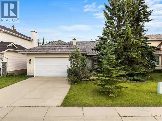 11 Hawkmount Heights NW, Calgary, Alberta T3G3S4
