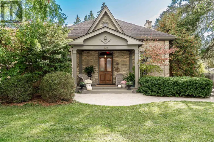 109 COBOURG STREET, Stratford, Ontario N5A3E7