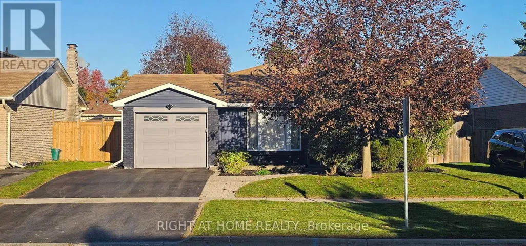 47 SIMPSON AVENUE, Clarington (Bowmanville), Ontario L1C3M5