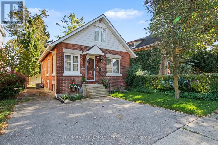 106 VICTORIA STREET N, Woodstock (Woodstock - North), Ontario N4S6V5