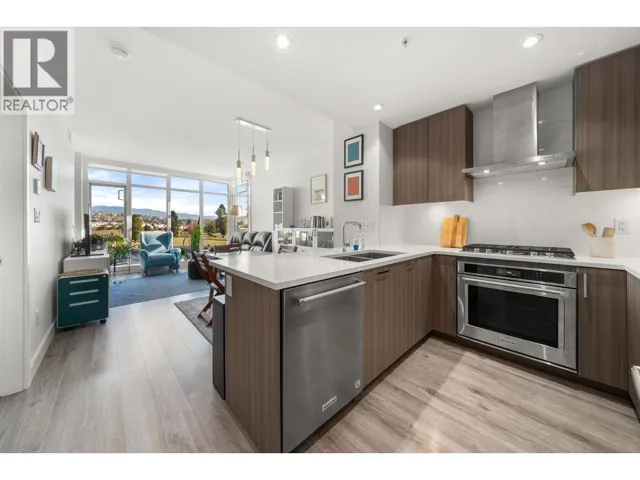 909 1788 GILMORE AVENUE, Burnaby, British Columbia V5C0L5