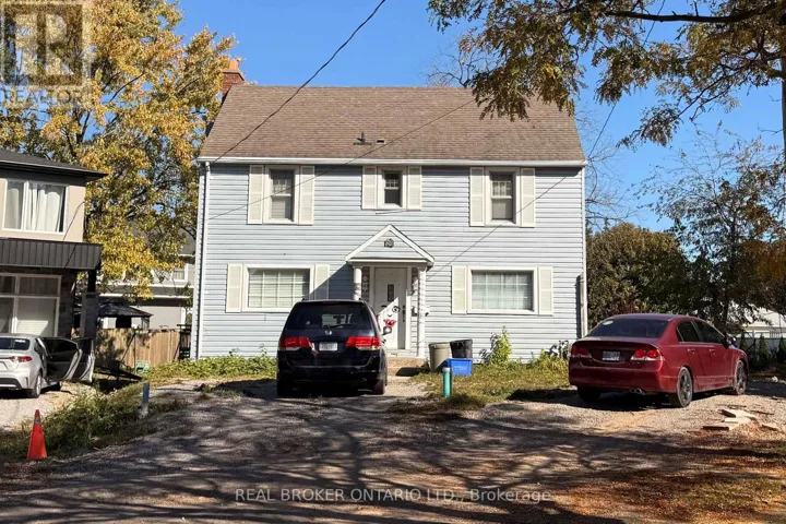 24 WALNUT STREET, Welland (Prince Charles), Ontario L3C1E9