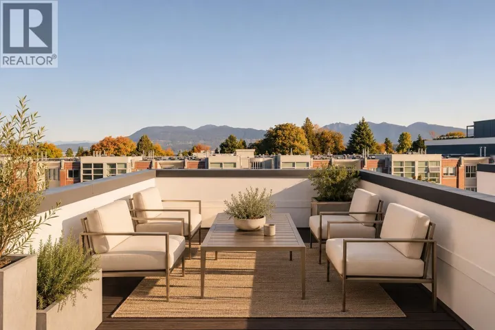 1 2880 W 4TH AVENUE, Vancouver, British Columbia V6K1R2