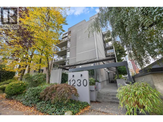304 1230 COMOX STREET, Vancouver, British Columbia V6E1K7