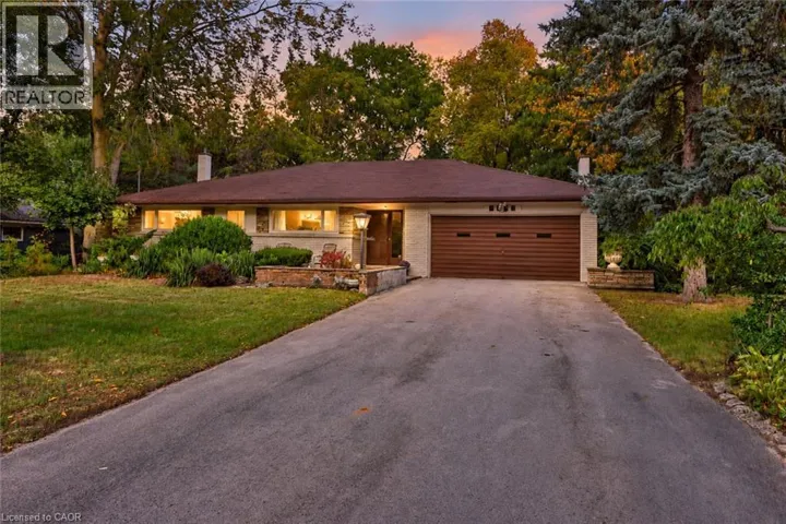 2086 GLENFOREST Crescent, Oakville, Ontario L6J2G4