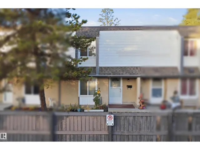 7J Garden Grove NW, Edmonton, Alberta T6J2L3