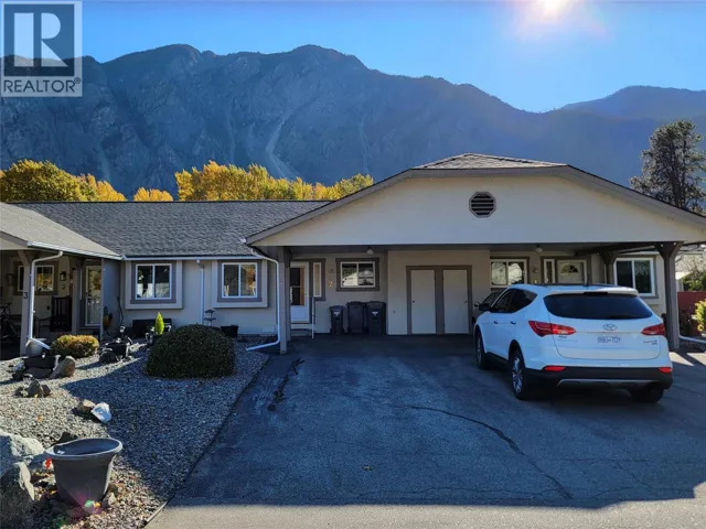 815 11th Avenue Unit# 2, Keremeos, British Columbia V0X1N3