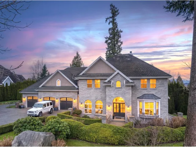 16283 29 AVENUE, Surrey, British Columbia V3Z9X4