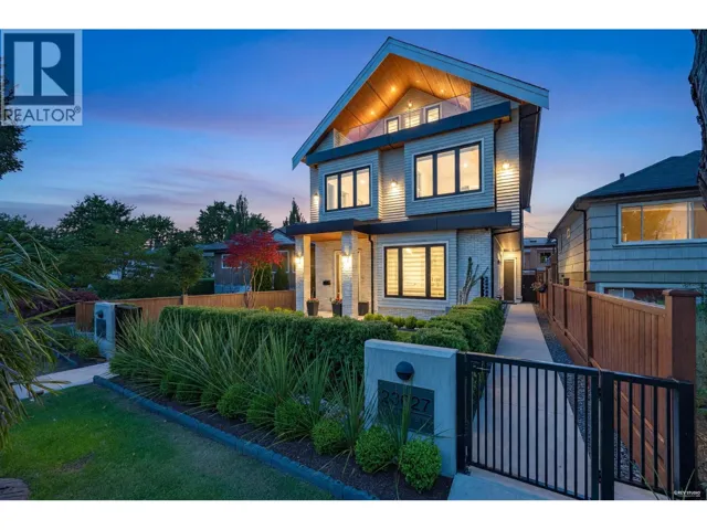 3627 E 45TH AVENUE, Vancouver, British Columbia V5R3G6