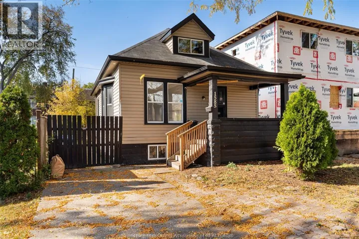 1585 PELISSIER, Windsor, Ontario N8X1M9