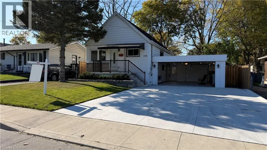 226 WEST 18TH Street, Hamilton, Ontario L9C4G9