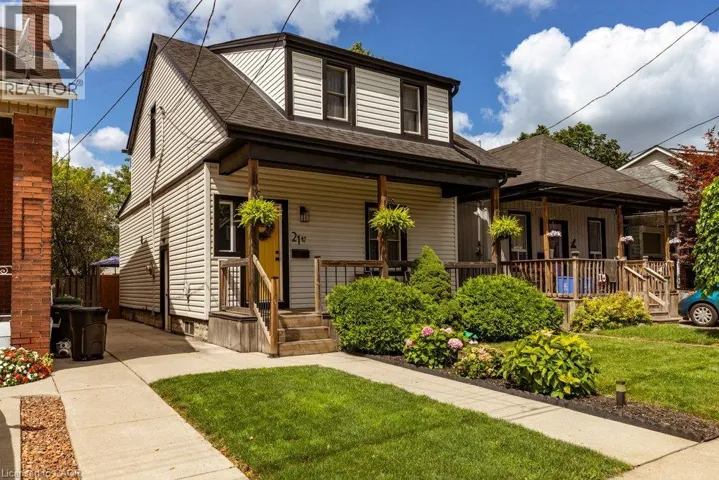 21 BAYFIELD Avenue, Hamilton, Ontario L8H3M5