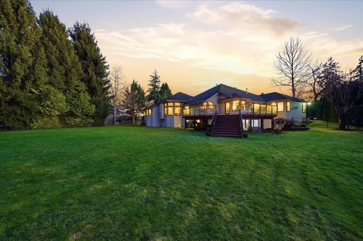 16533 26 AVENUE, Surrey, British Columbia V3Z9W9