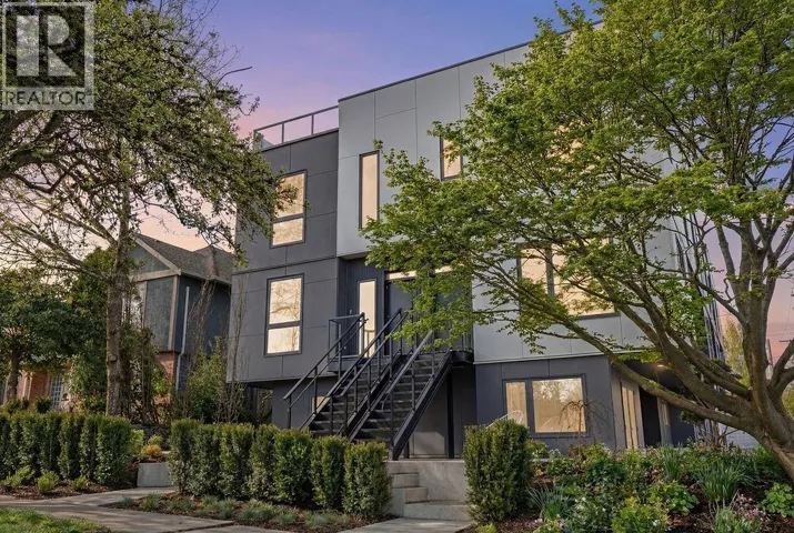 692 W 29TH AVENUE, Vancouver, British Columbia V5Z2H9