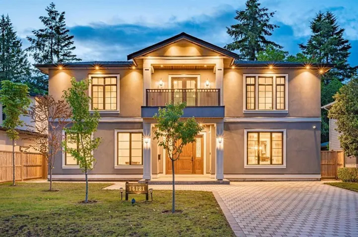 14121 COLDICUTT AVENUE, White Rock, British Columbia V4B3B5