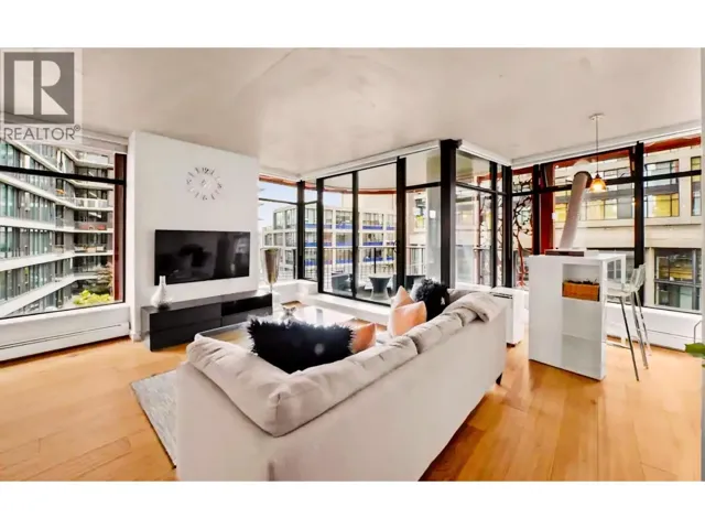 906 128 W CORDOVA STREET, Vancouver, British Columbia V6B0E6