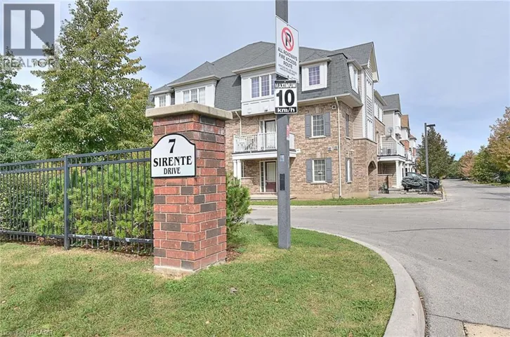 7 SIRENTE Drive Unit# 34, Hamilton, Ontario L9A0B4