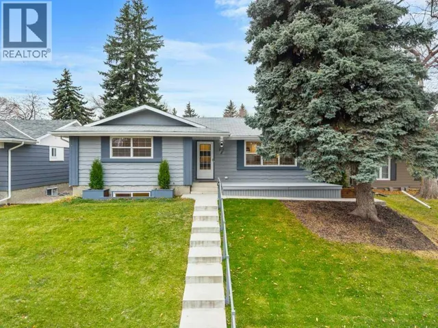 7 Canna Bay SW, Calgary, Alberta T2W1P2