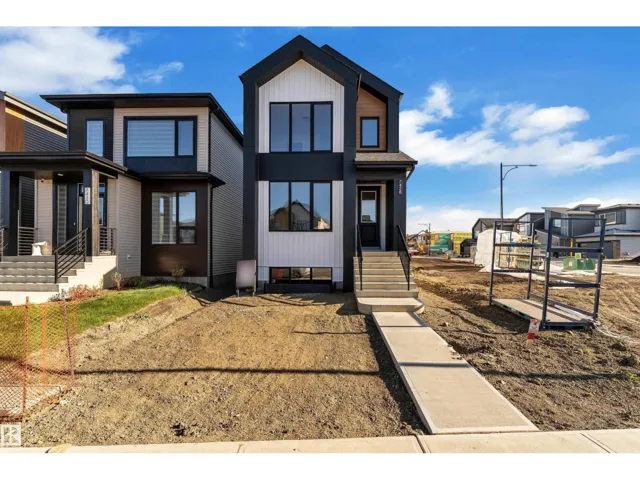 7428 Klapstein CR SW, Edmonton, Alberta T6W5N7
