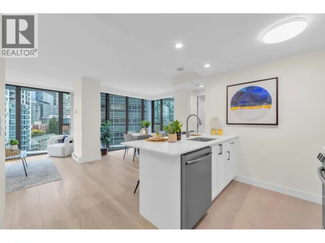 909 1331 W GEORGIA STREET, Vancouver, British Columbia V6E4P1