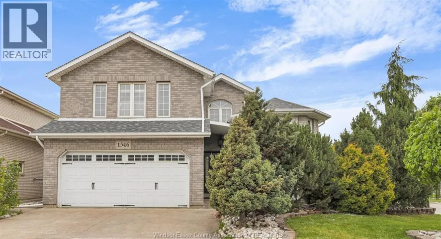 1546 READING STREET, Windsor, Ontario N8W5N2