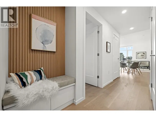 203 8486 OAK STREET, Vancouver, British Columbia V6P4B1