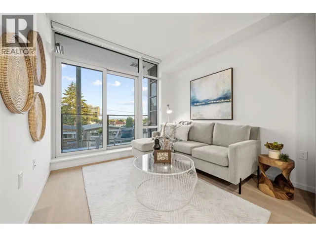209 8486 OAK STREET, Vancouver, British Columbia V6P4B1