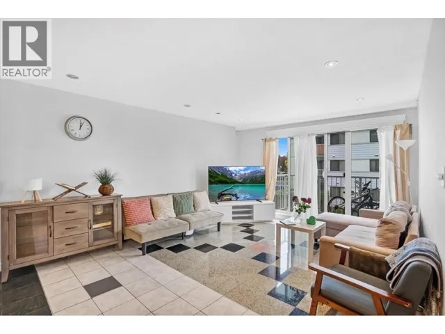 205 7220 LINDSAY ROAD, Richmond, British Columbia V7C3M6